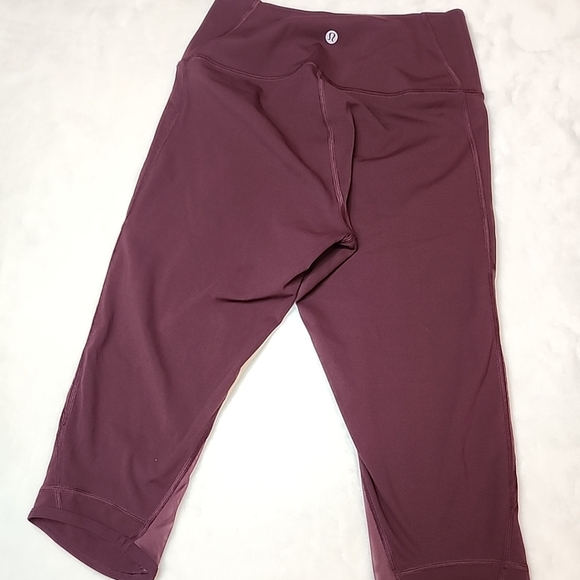 Lululemon athketica Train Times Crop 17" Leggings Burgundy - Picture 7 of 9